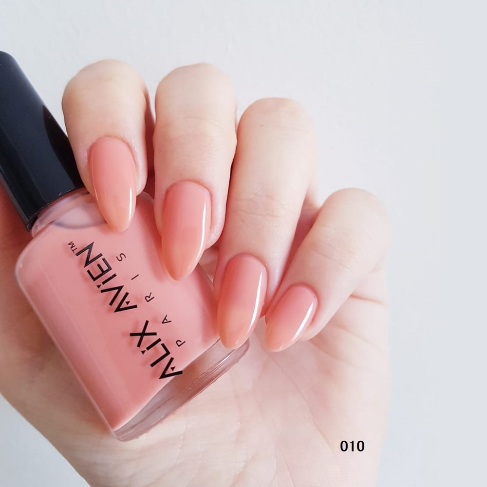 ALIX AVIEN PARIS NAIL PAINT