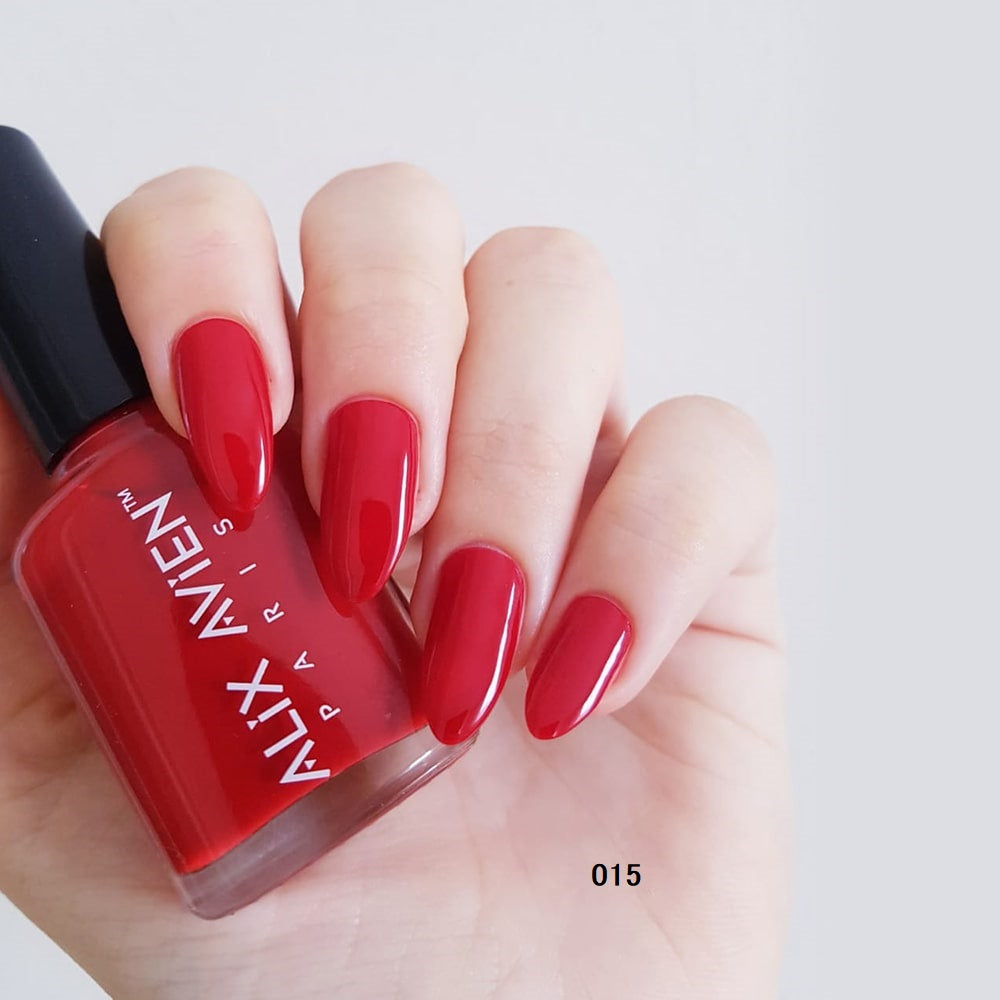 ALIX AVIEN PARIS NAIL PAINT