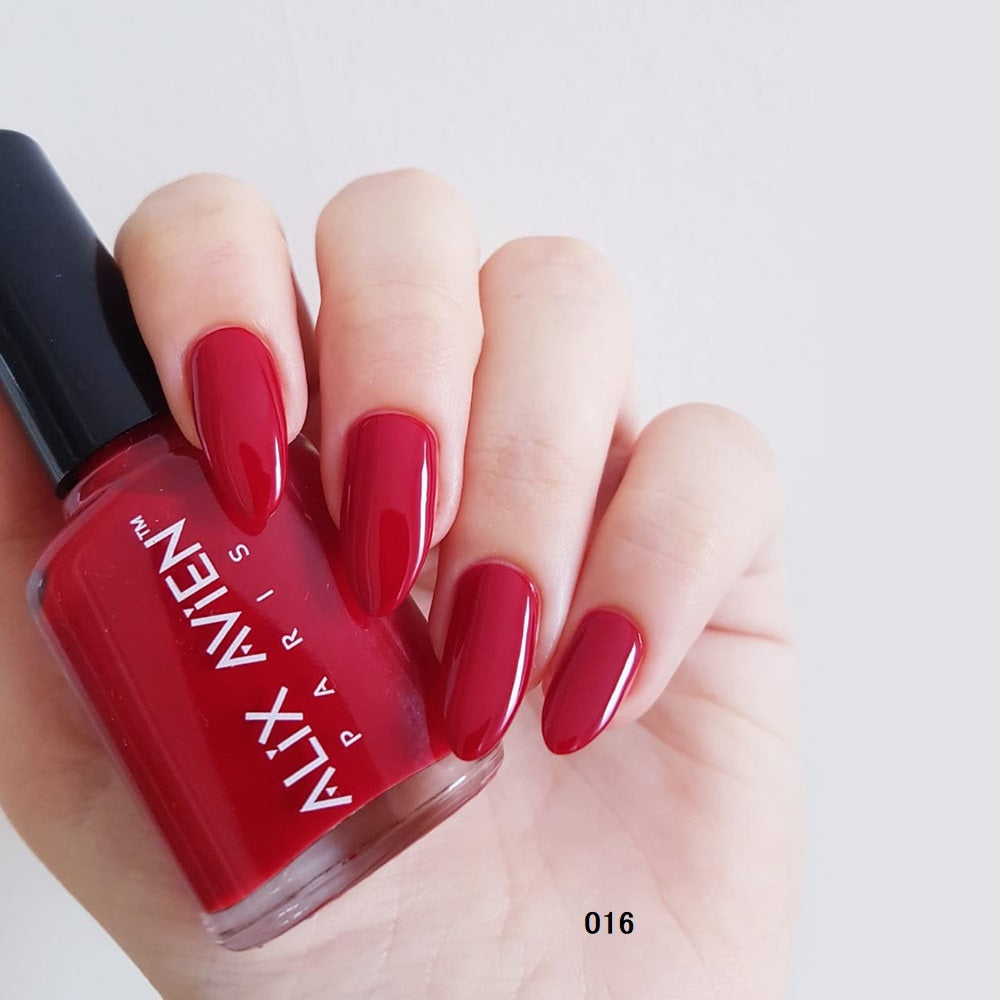 ALIX AVIEN PARIS NAIL PAINT