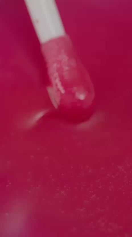 Note lip oil